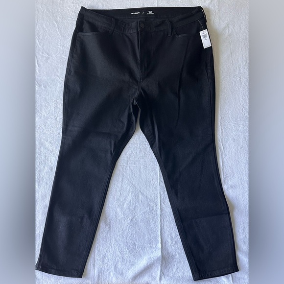 Old Navy Women's Black High Rise Wow Super Skinny Jeans Plus Size 18 Short NWT - Picture 1 of 6